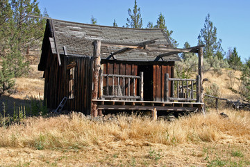 old cabin in the desert