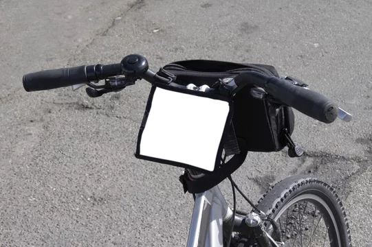 fahrrad mit kartenhalter - weiß freigestellt Stock-Foto | Adobe Stock