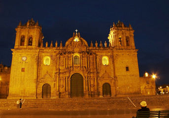 Fototapeta na wymiar caphedral nocleg w Cuzco, Peru