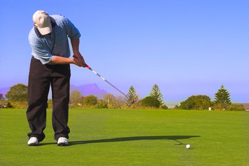 golfer putting