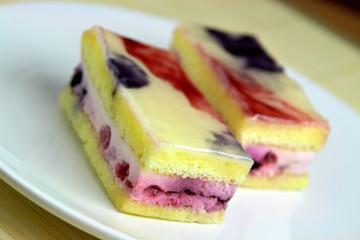 raspberry cake
