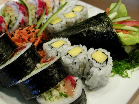 sushi hosomakis
