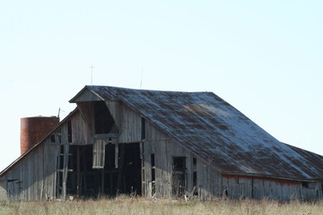 barn 10