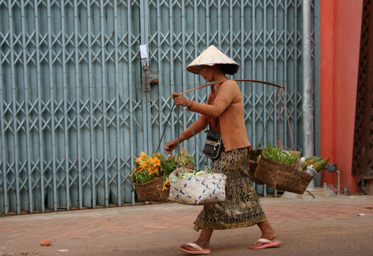 vendeuse asiatique "laos, vientiane"