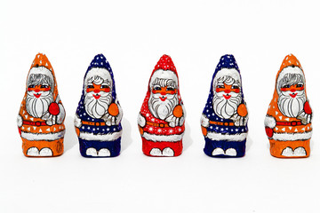 groupe de pere noel en chocolat