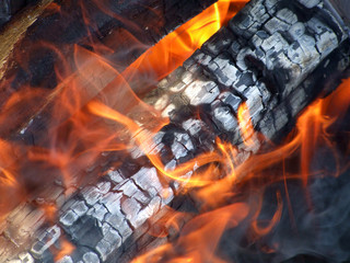 burning fire wood.