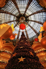 christmas at galeries lafayette