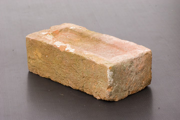 lone brick 04