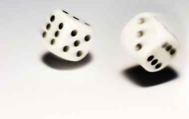 rolling dice with move effect