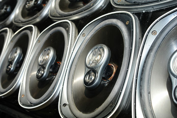 bocinas 1