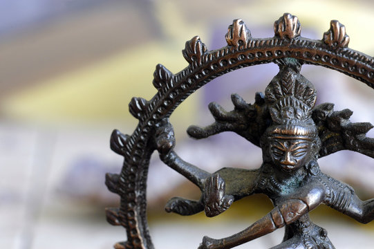 nataraja statuette