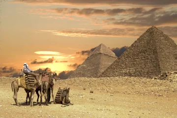 Papier Peint photo Lavable Egypte people ath the great pyramids