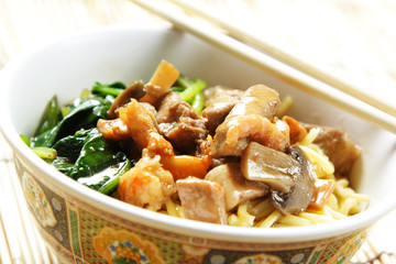 bowl of noodle