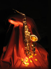 sax de-luxe