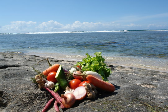 legumes poses sur lagon
