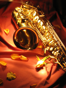 sax on red