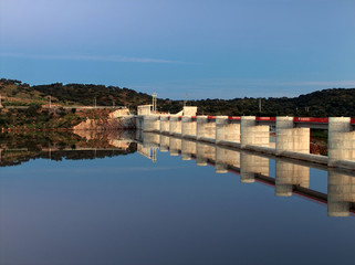 Fototapeta premium pedrógão dam