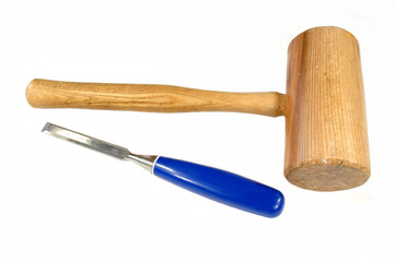chisel and wooden mallet