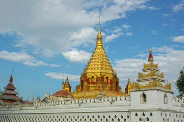 Fototapeta premium old buddhist temple
