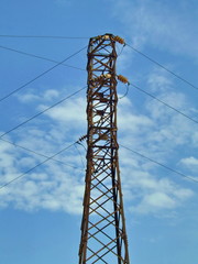torre de alta tensión