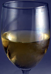 white wine close