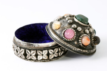 silver-box on jewellery