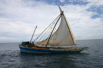 bateau traditionnel madagascar