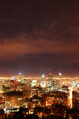 Fototapeta na wymiar Nocne Montreal