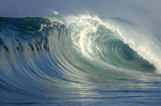 perfect breaking wave