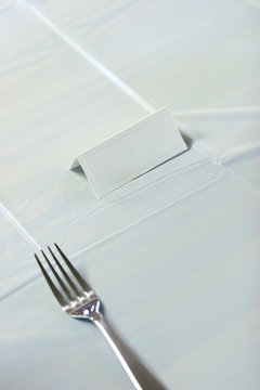 tablesetting with blank nametag