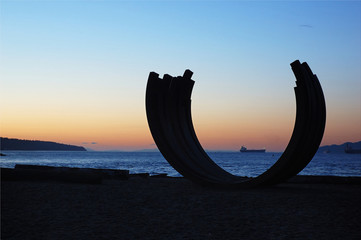 sculpture at english bay