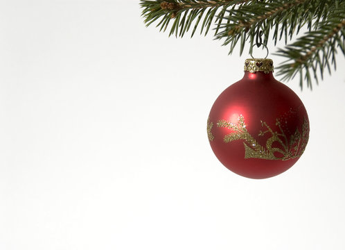 rote weihnachtskugel