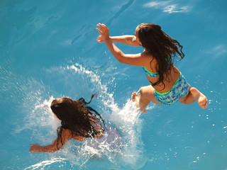 sister splash