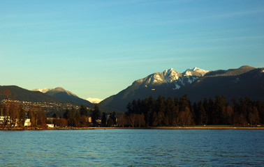 stanly park and grouse mountain