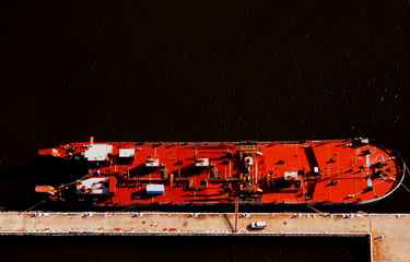 oil tanker
