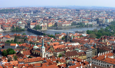 Fototapeta na wymiar Praga z góry