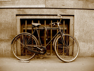 Fototapeta na wymiar altes fahrrad