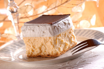piece of cream and vanilla pudding pastry