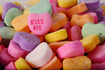 conversation heart kiss me pink