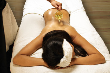 oil massage at spa