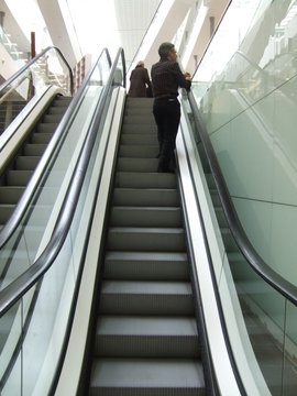 escalator