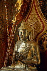 Fototapeta premium myanmar, pindaya: 8000 buddha's cave