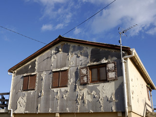 chalet abandonné