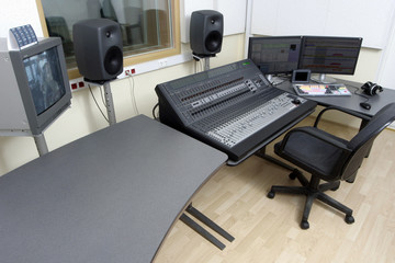 audio editing unit