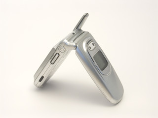 Fototapeta premium halbgeöffnetes handy