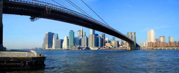 brooklyn bridge and lower manhattan panoramic view, new york - obrazy, fototapety, plakaty