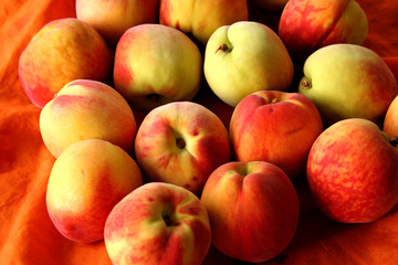 Fototapeta na wymiar peach fruits