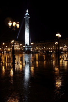 Fototapeta place vendôme la nuit - paris 