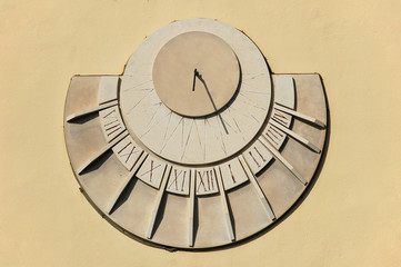 sun clock