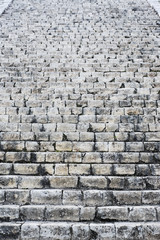 stone staircase el castillo chichen itza